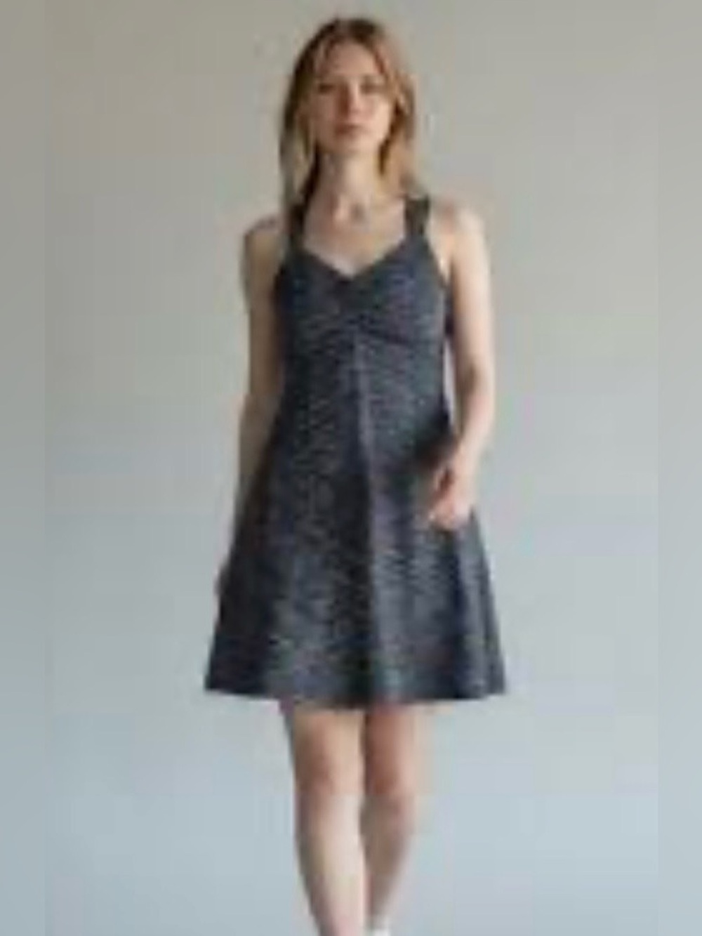 Title Nine Gray Striated Sleeveless Sweetheart Neckline Active-Wear Travel Dress